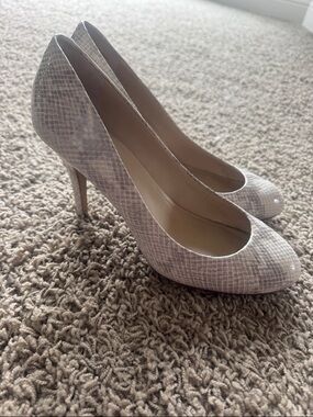 Aldo Light Cream Snake-Print High Heel Pumps
